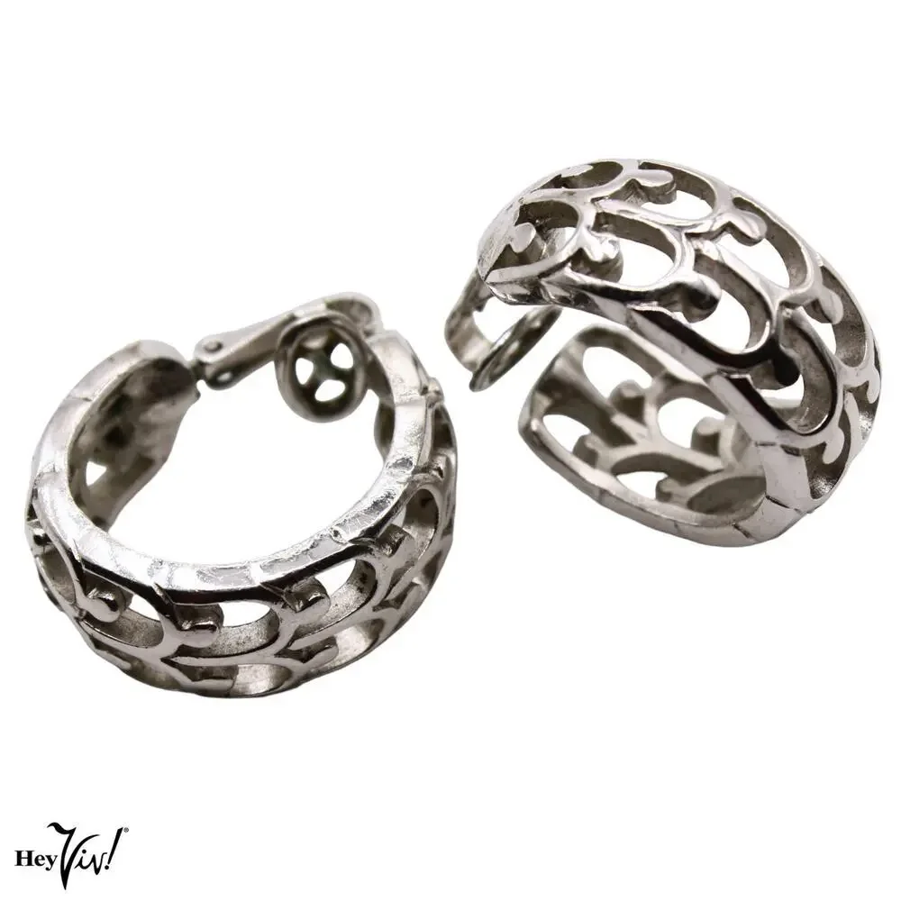 Vintage Trifari Openwork Hoop Clip-On Earrings Filigree Design 1